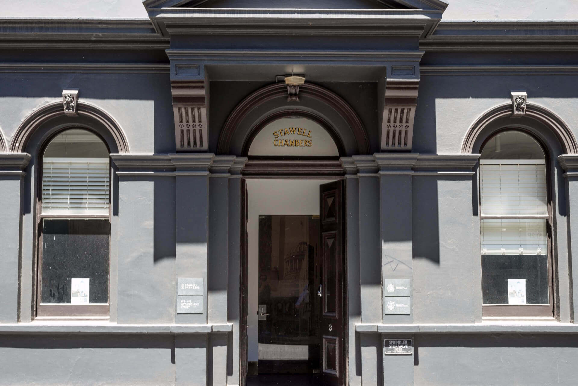 street view of stawell chamber front